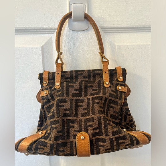 Fendi Magic Bag - Picture 5 of 8